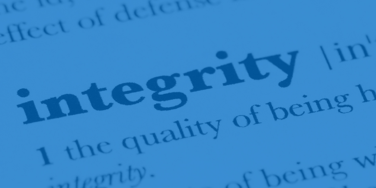 Sana "integrity" lihavoituna tekstin keskellä.